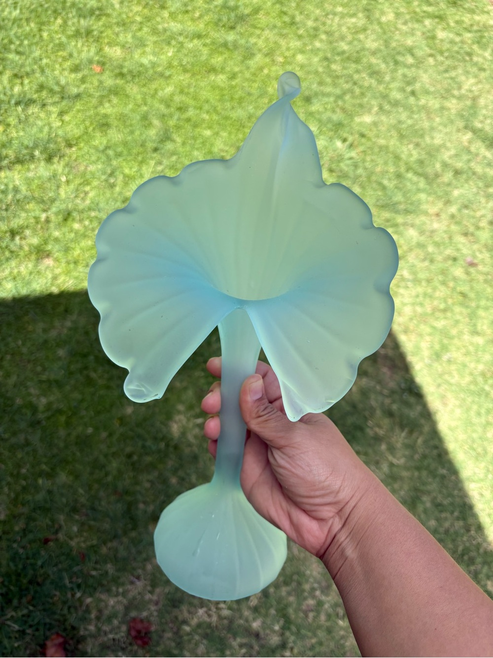 Vintage Blue Satin Art Glass Jack-in-the-Pulpit Vase Ruffle Trumpet Soft Frosted - Picture 11 of 11